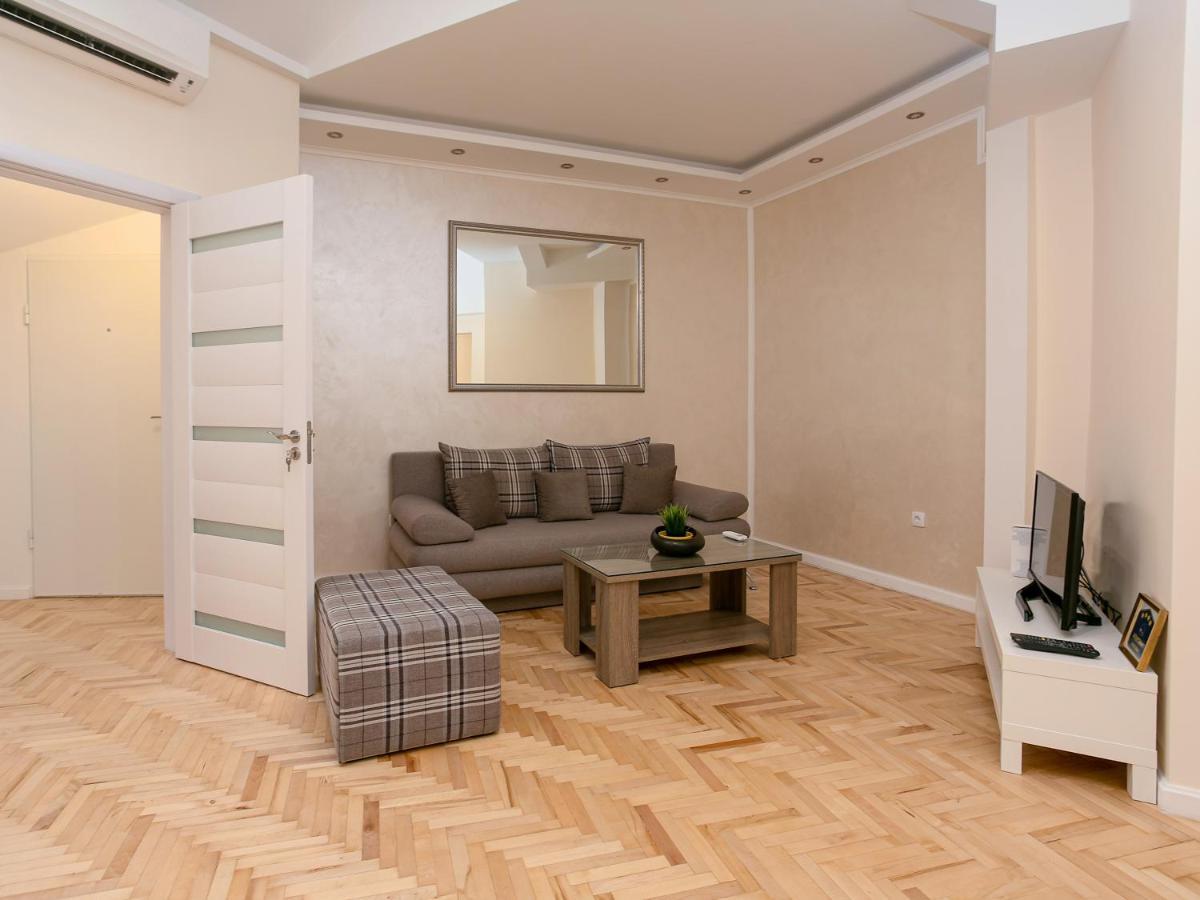 Grand Suite Centre Beograd Ngoại thất bức ảnh